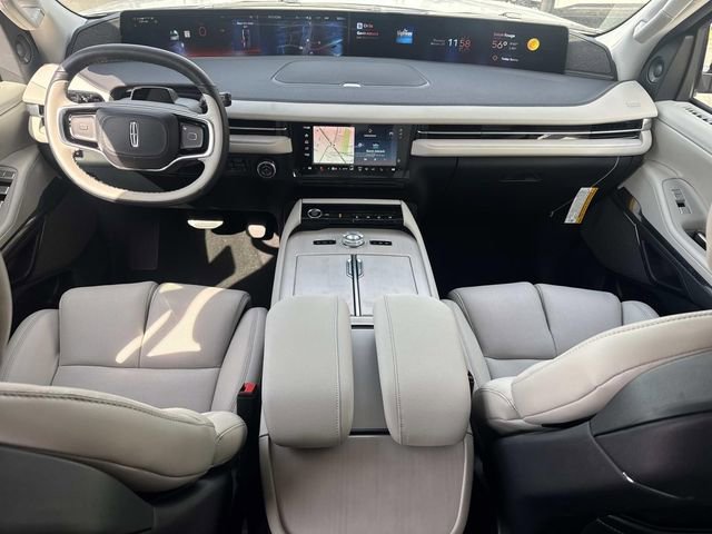 New 2026 Lincoln Navigator Reserve image 19