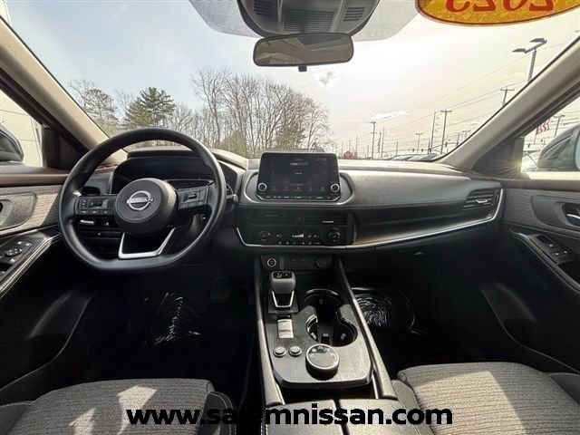 Certified 2023 Nissan Rogue SV image 13