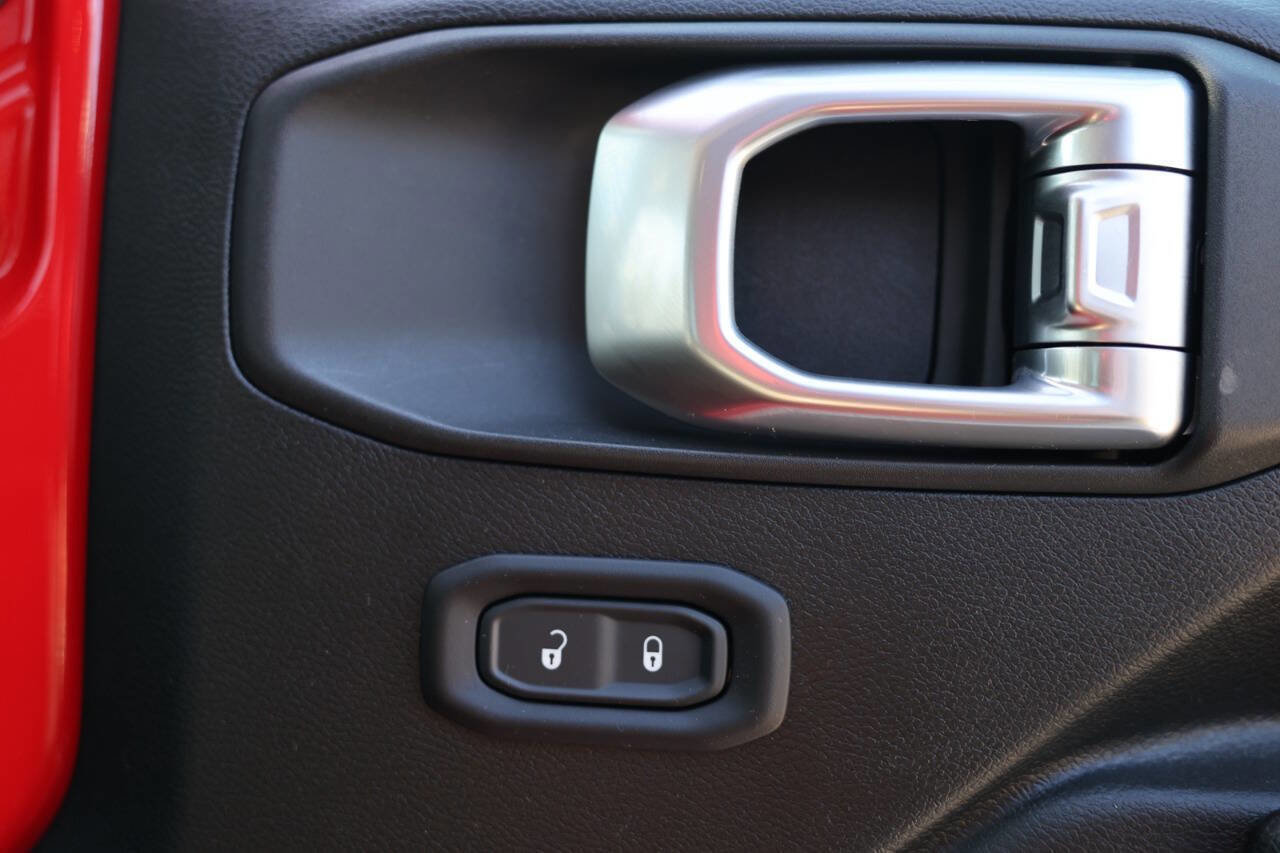 Used 2020 Jeep Wrangler Sport image 10