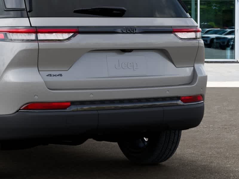 New 2025 Jeep Grand Cherokee Limited AWD/4WD image 13