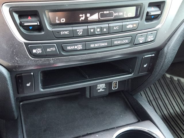 Used 2022 Honda Pilot Sport image 19