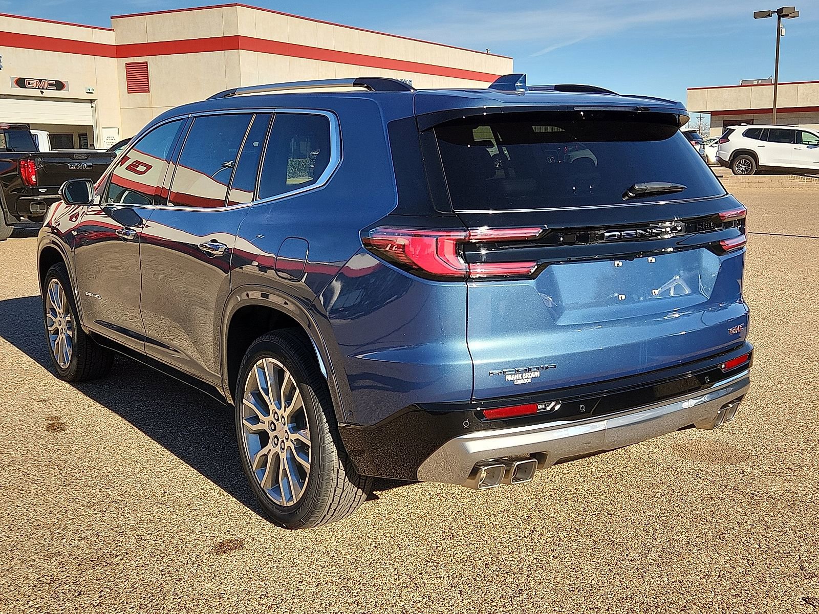 New 2026 GMC Acadia Denali w/ Super Cruise Package image 3