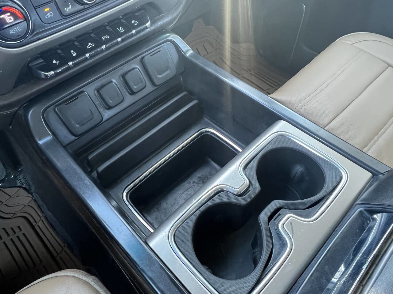 Used 2019 GMC Sierra 3500 Denali w/ Snow Plow Prep Package image 28