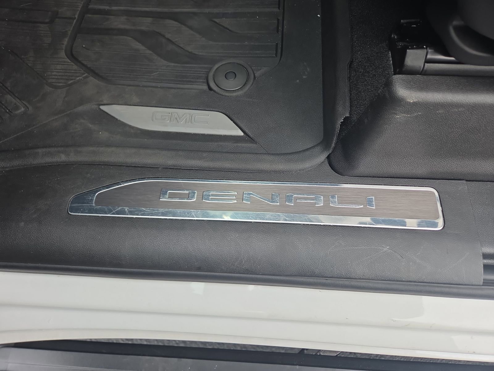 Used 2021 GMC Sierra 1500 Denali w/ Denali Ultimate Package image 30