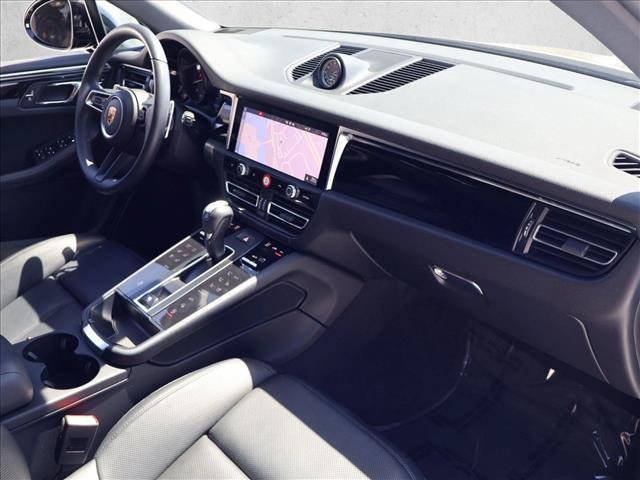 Used 2024 Porsche Macan AWD/4WD image 25