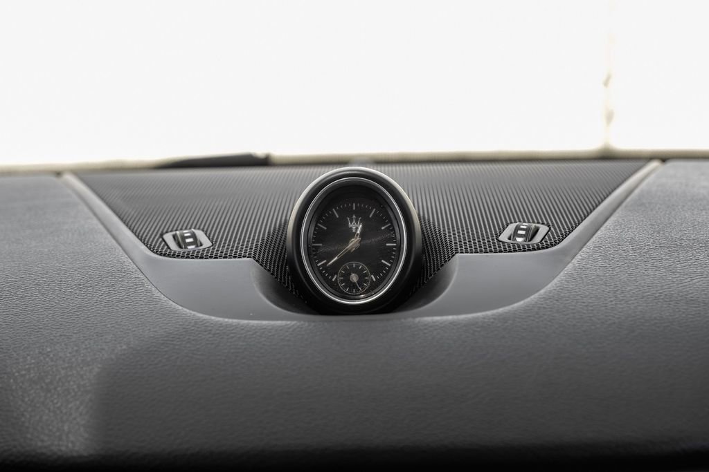 Used 2019 Maserati Levante image 35