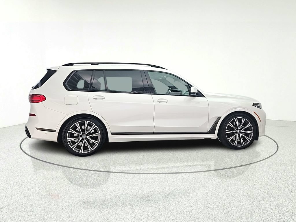 Used 2021 BMW X7 M50i w/ Dynamic Handling Package AWD/4WD image 8