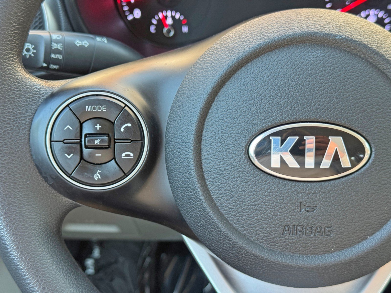 Used 2021 Kia Soul LX FWD image 19