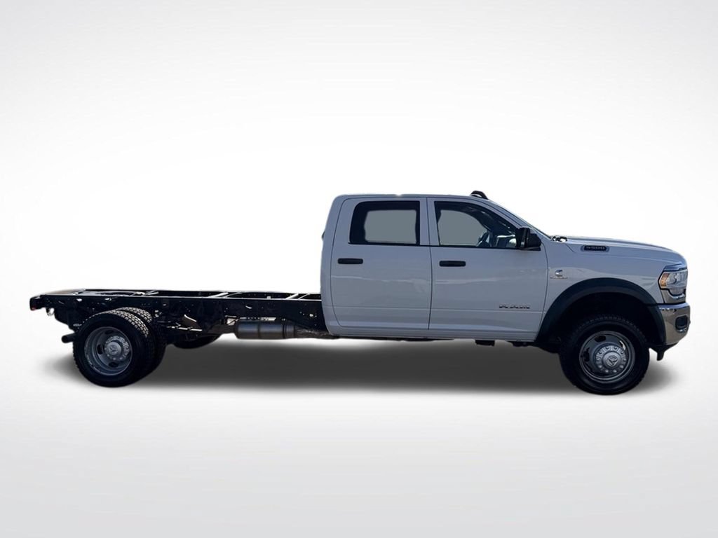 Used 2021 RAM 5500 Tradesman w/ Chrome Appearance Group AWD/4WD image 23