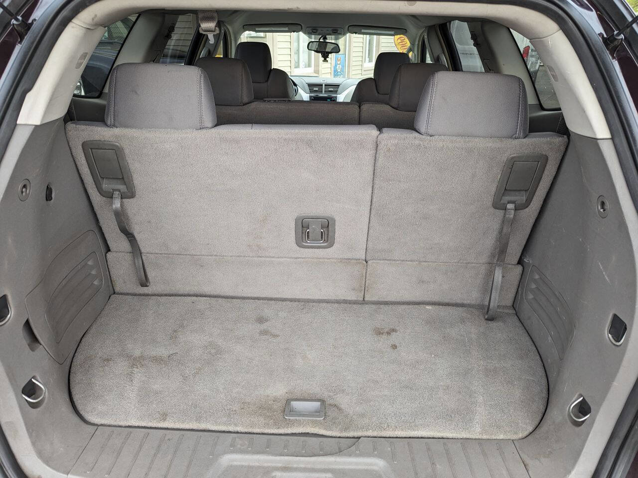 Used 2009 Chevrolet Traverse LS image 8