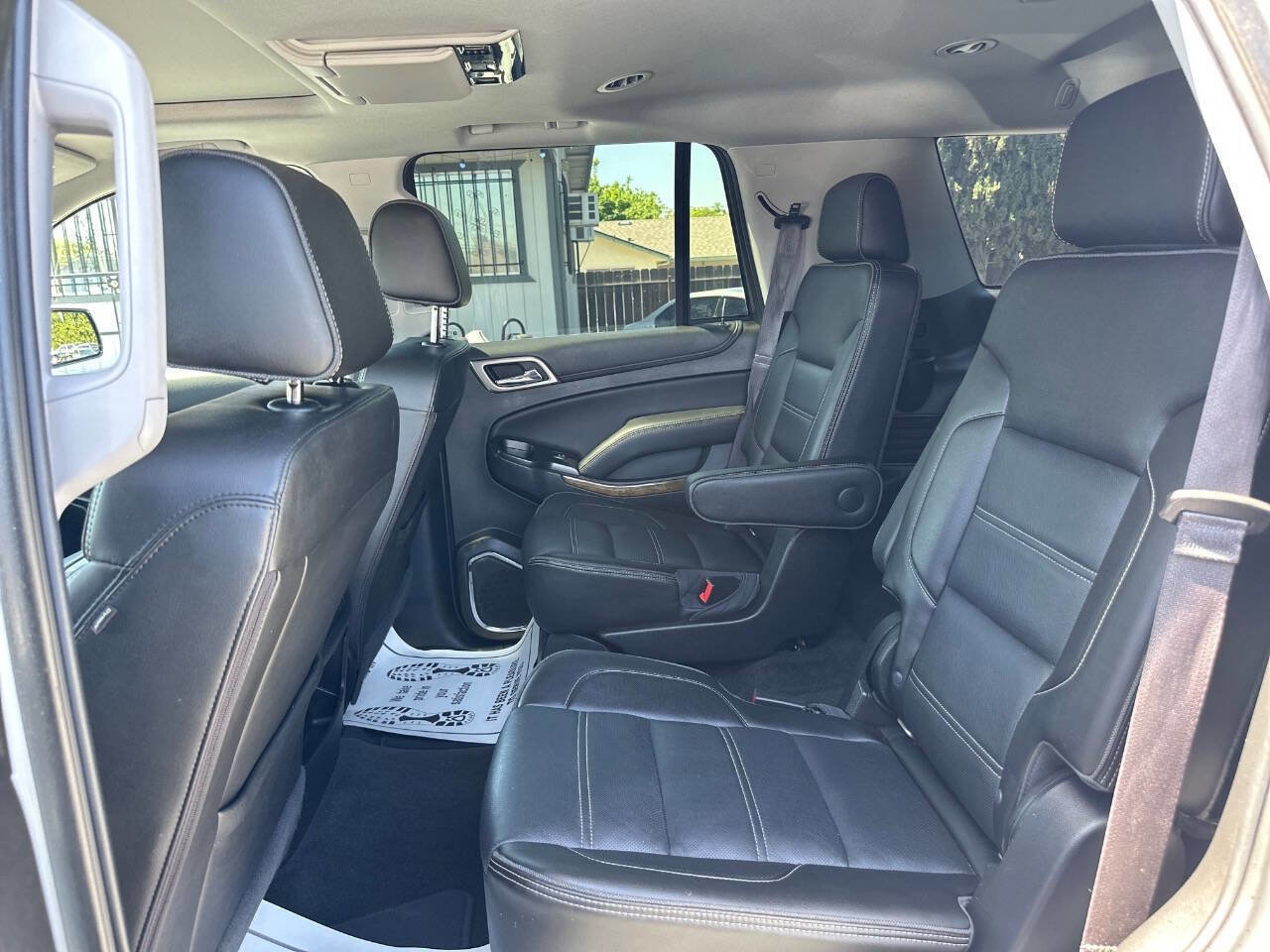Used 2017 GMC Yukon Denali w/ Open Road Package AWD/4WD image 23