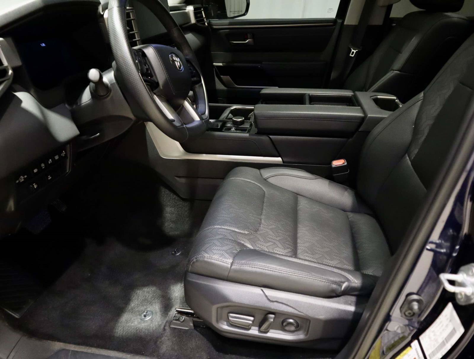 Used 2024 Toyota Tundra Limited w/ Power Package AWD/4WD image 15