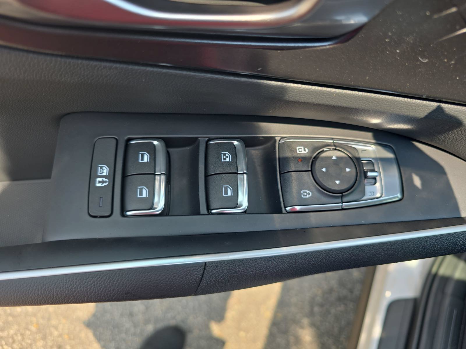 New 2026 Kia Sorento S w/ S Panoramic Sunroof Package FWD image 30