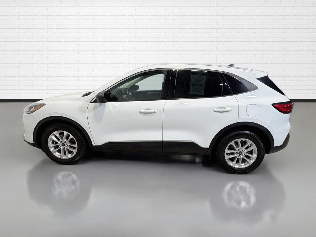 Used 2022 Ford Escape SE w/ Convenience Package FWD image 6