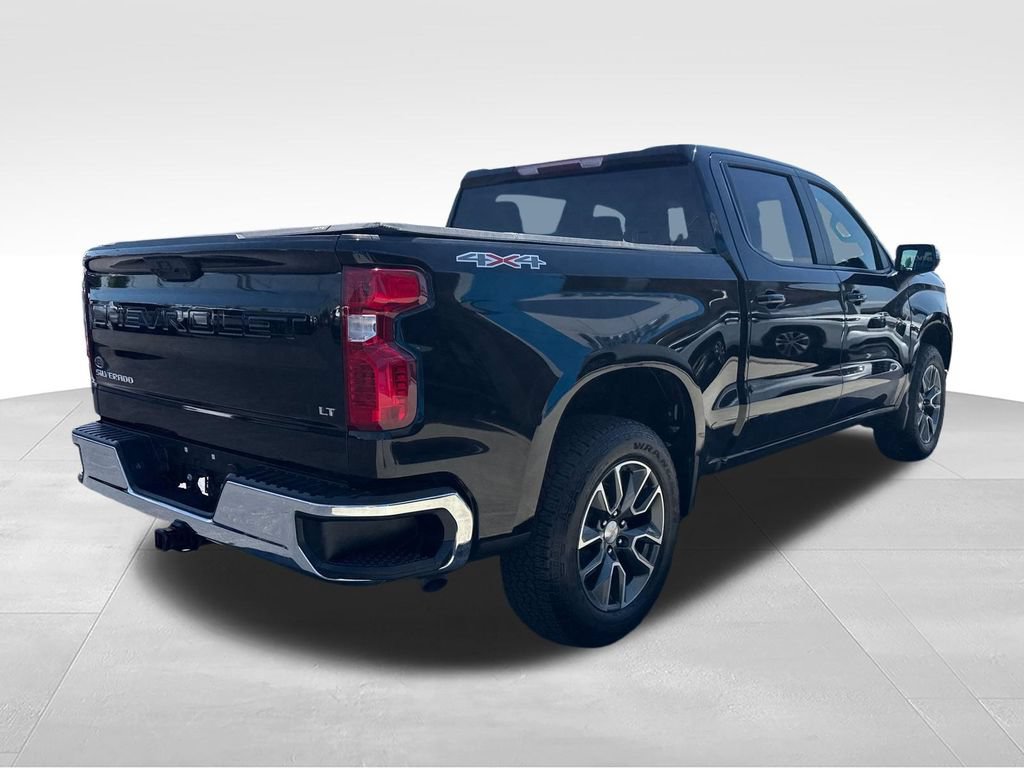 Used 2024 Chevrolet Silverado 1500 LT AWD/4WD image 6