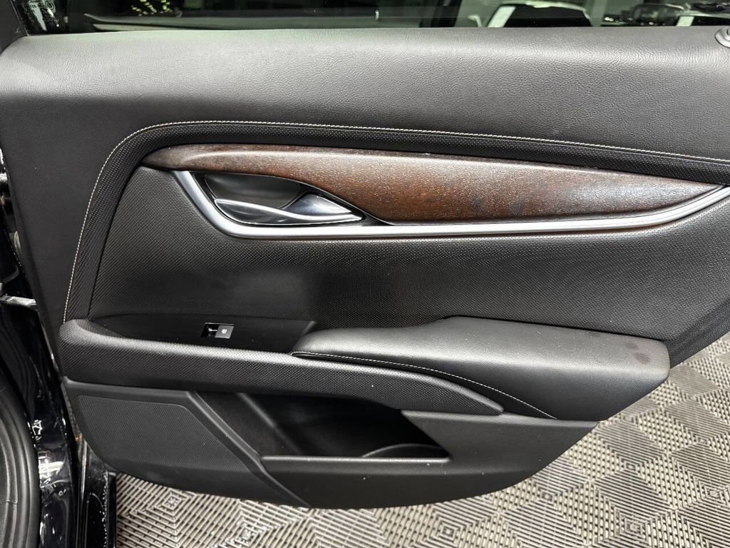 Used 2018 Cadillac XTS Luxury image 46