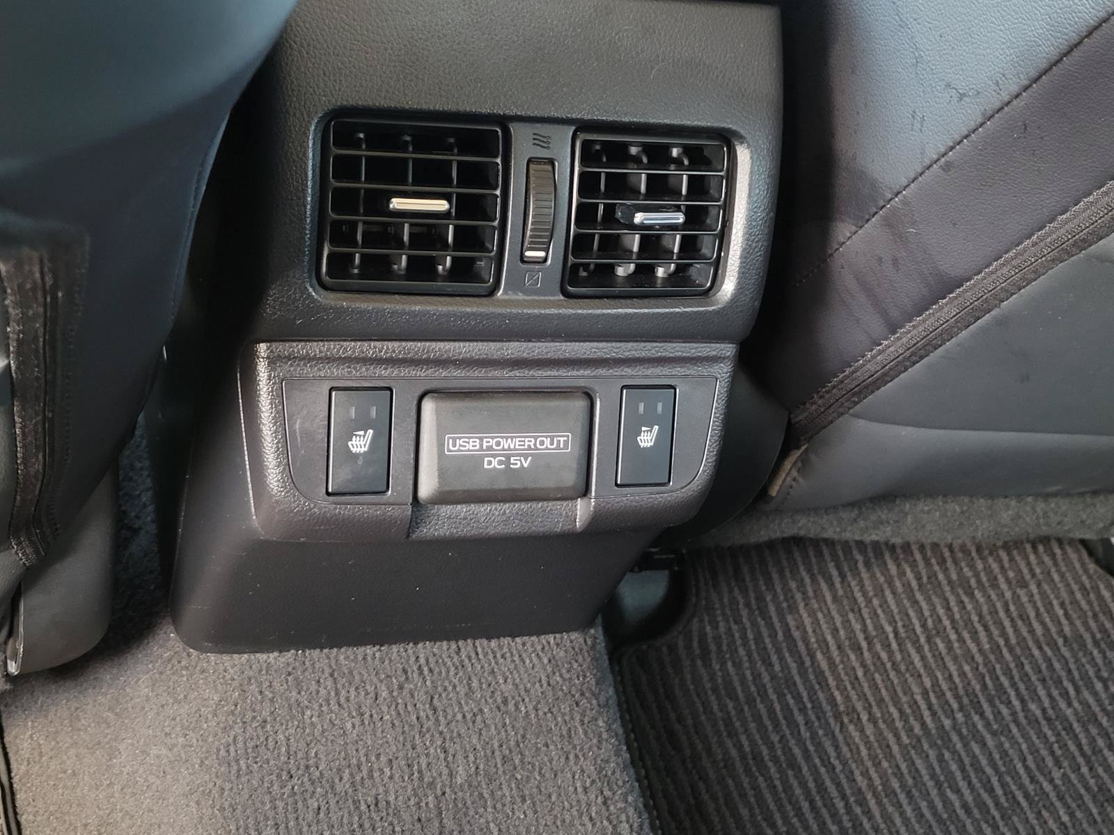 Used 2018 Subaru Outback 2.5i Limited AWD/4WD image 25