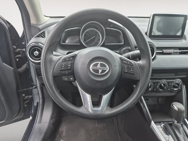 Used 2016 Scion iA FWD image 13