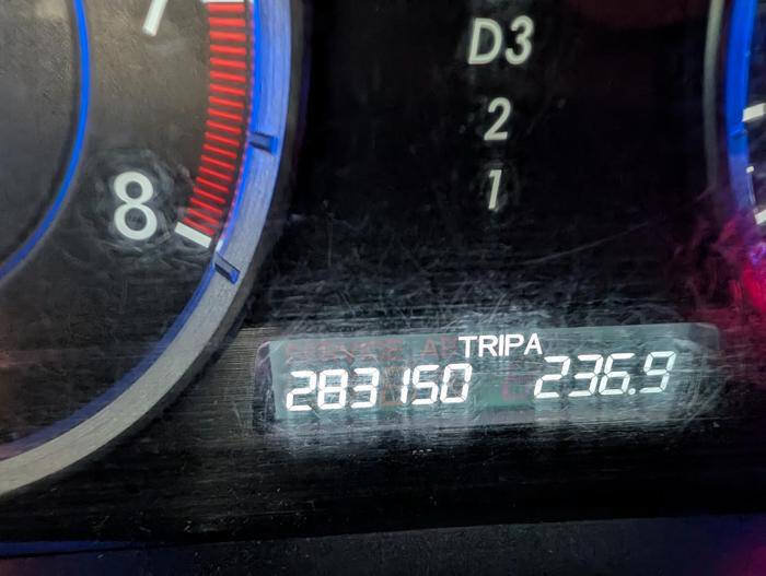 Used 2010 Honda Crosstour EX-L image 37