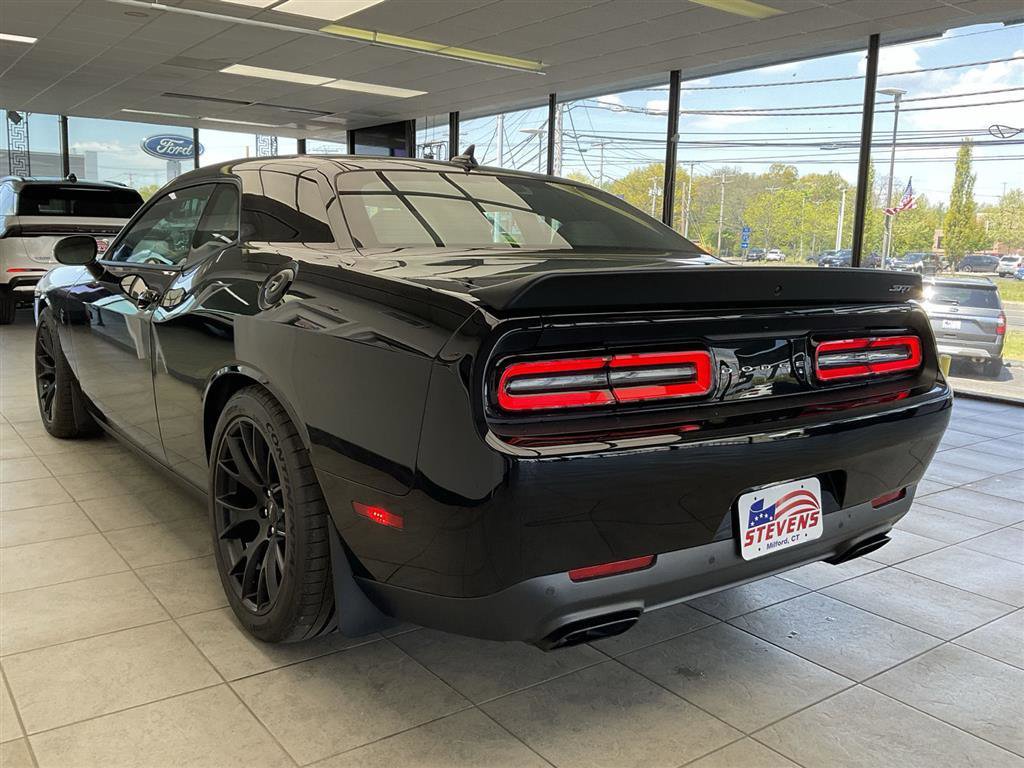 Used 2016 Dodge Challenger SRT Hellcat RWD image 7