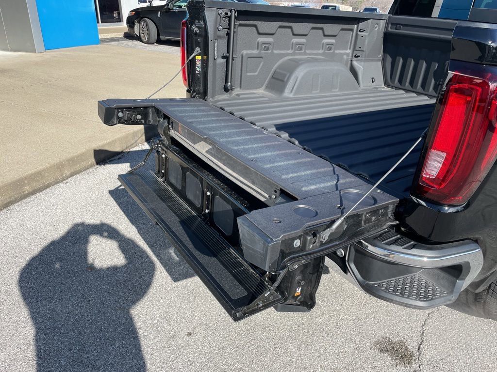 Used 2025 GMC Sierra 1500 SLT w/ SLT Premium Plus Package image 51