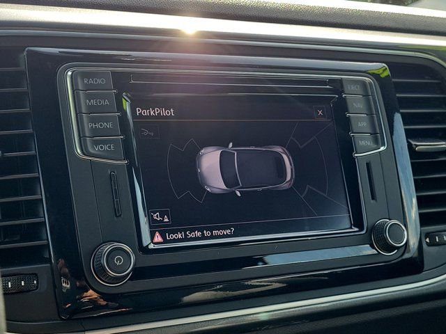 Used 2019 Volkswagen Beetle 2.0T SE FWD image 20