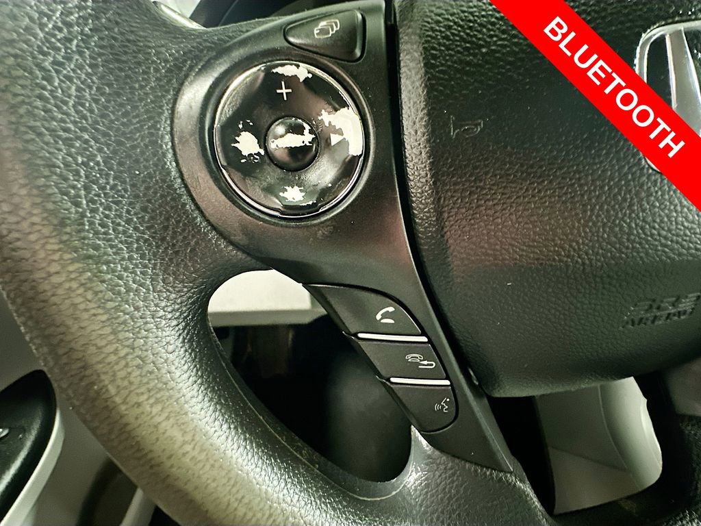 Used 2013 Honda Accord LX image 9