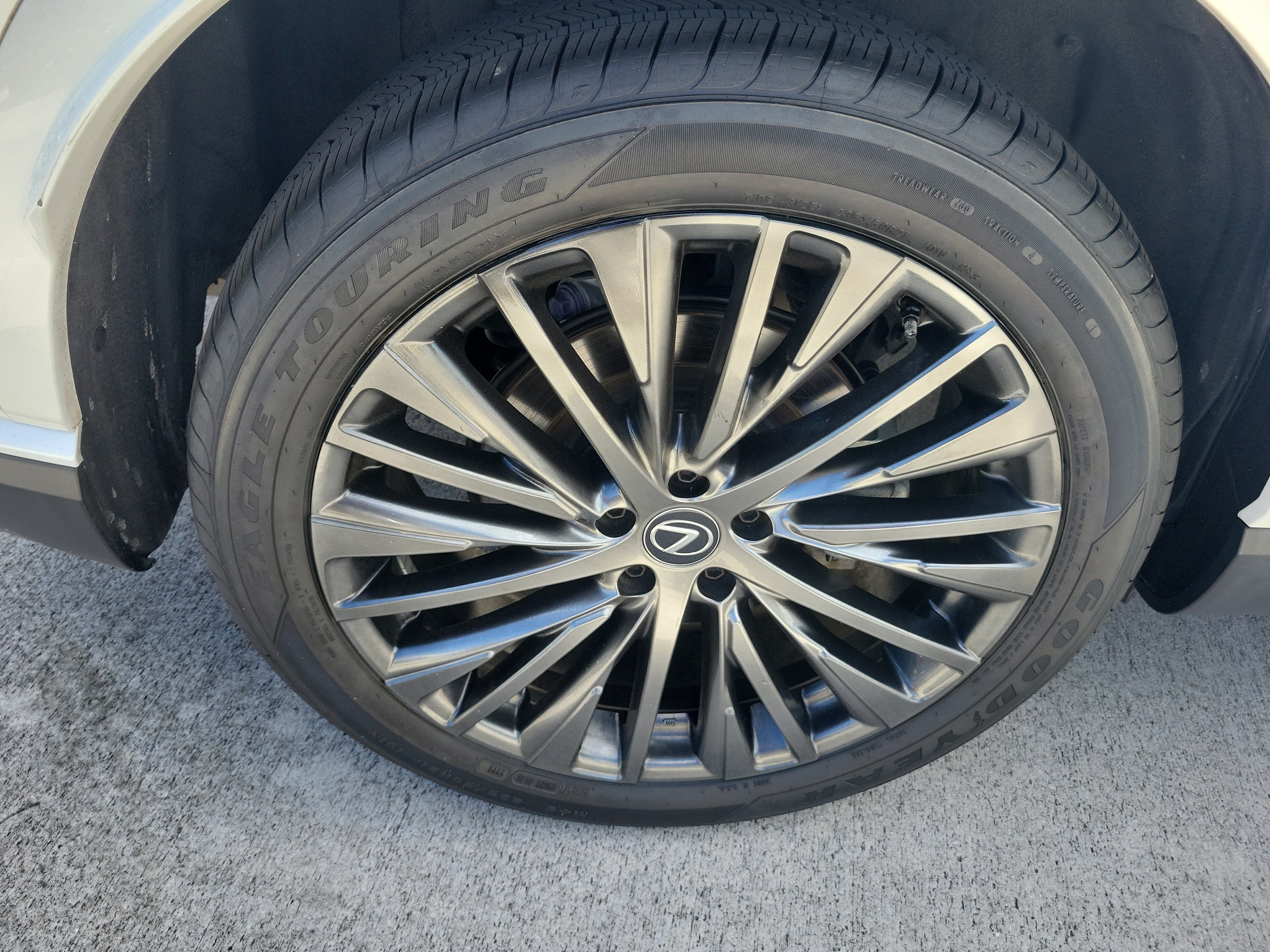 Used 2023 Lexus RX 350 FWD w/ Cold Area Package image 10