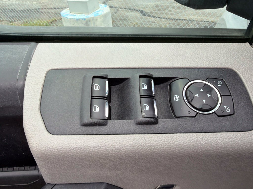 Used 2018 Ford F150 XL w/ Equipment Group 101A Mid AWD/4WD image 10