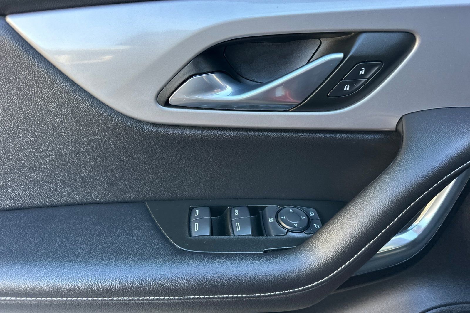 Certified 2023 Chevrolet Blazer LT image 11