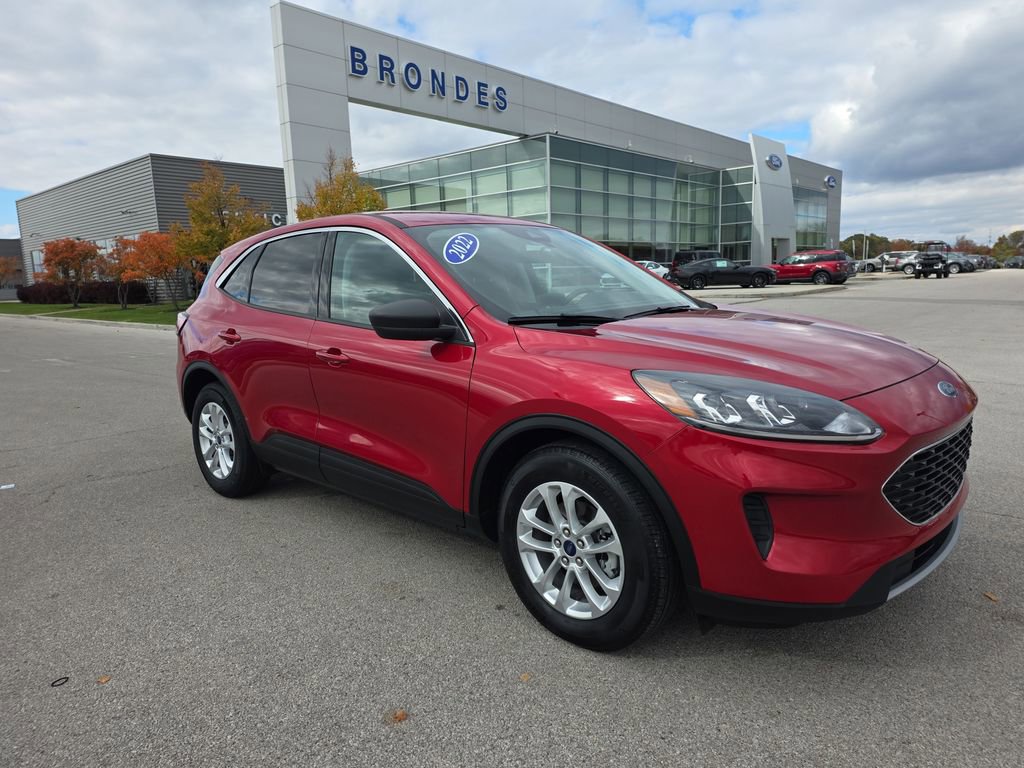Used 2022 Ford Escape SE w/ Convenience Package