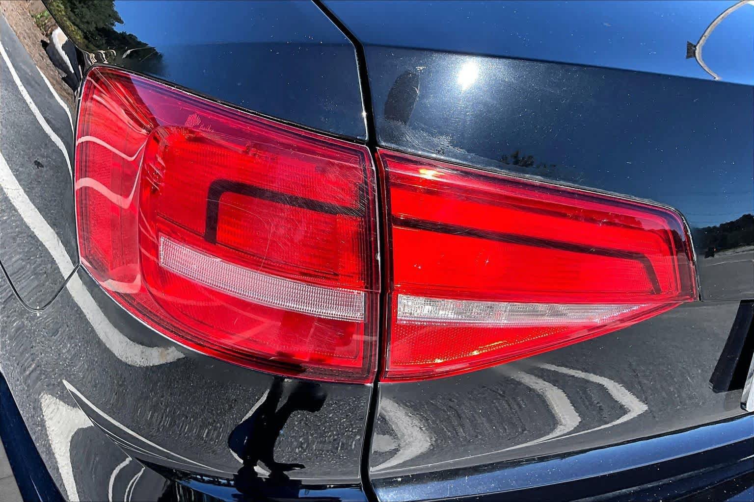 Used 2015 Volkswagen Jetta SE FWD image 28