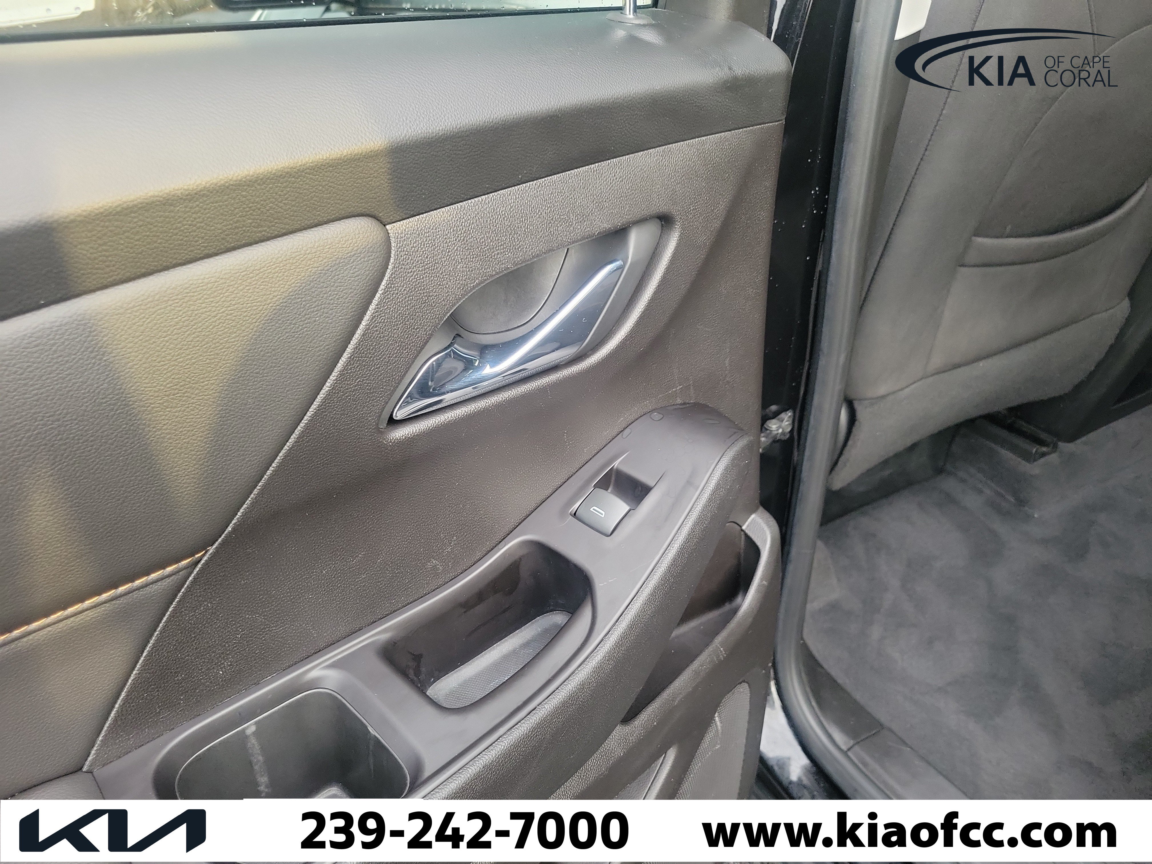 Used 2019 Chevrolet Traverse LT FWD image 13