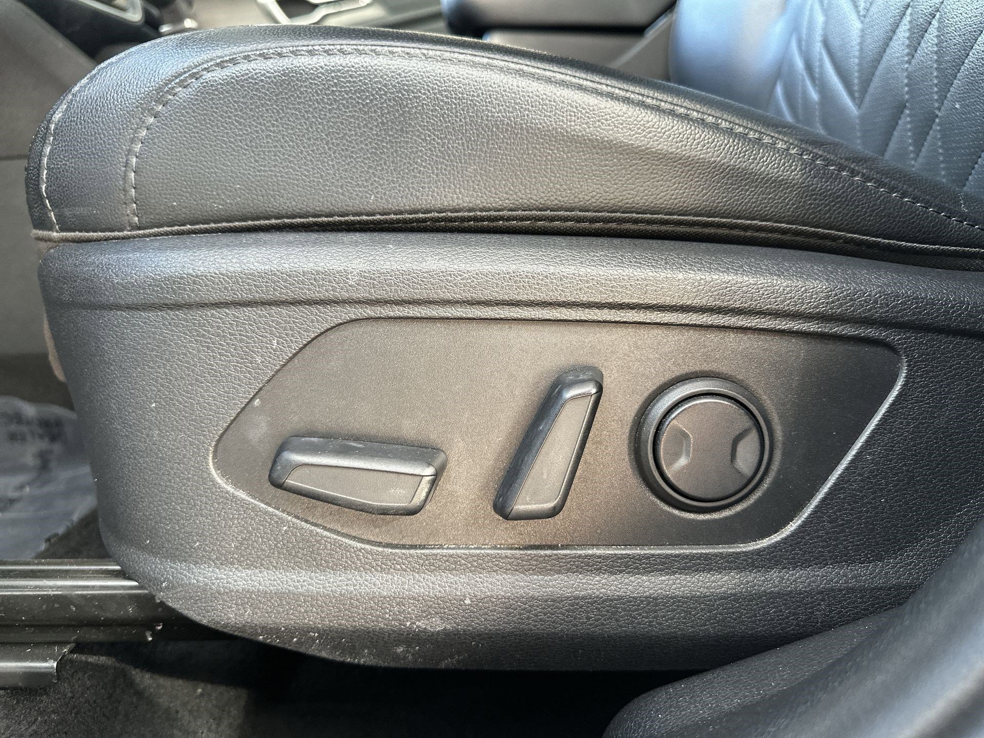 Used 2023 Kia Sportage X-Line w/ X-Line Premium Package image 14