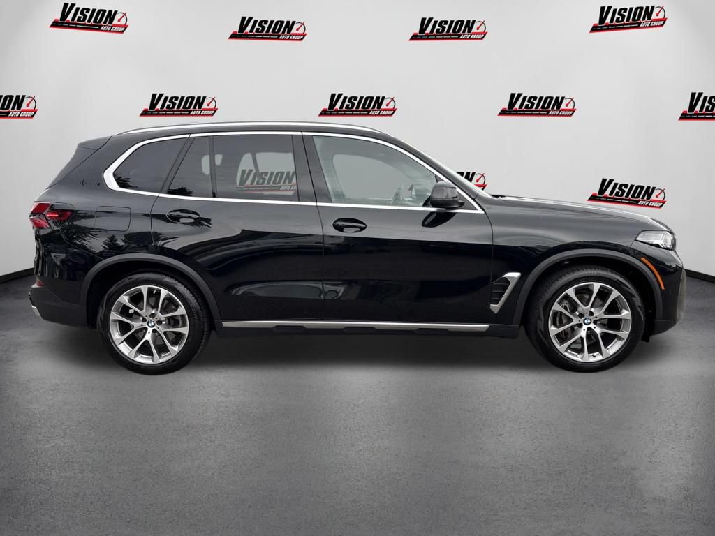Used 2024 BMW X5 xDrive40i AWD/4WD image 4