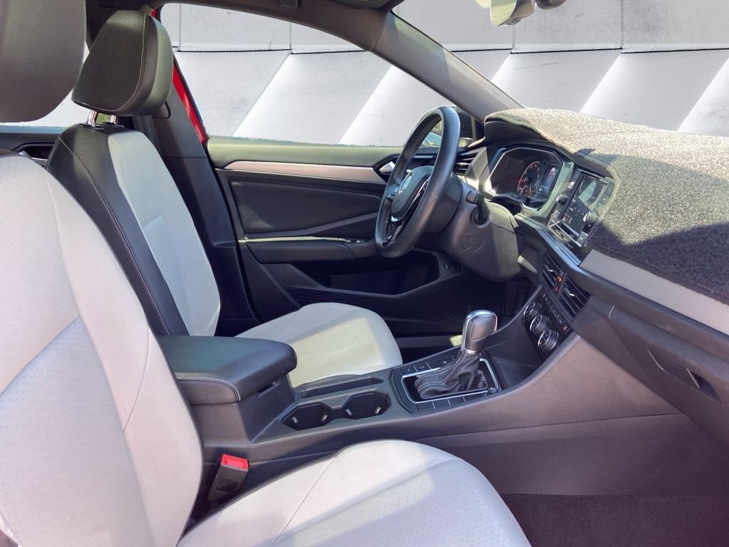 Used 2019 Volkswagen Jetta R-Line FWD image 12