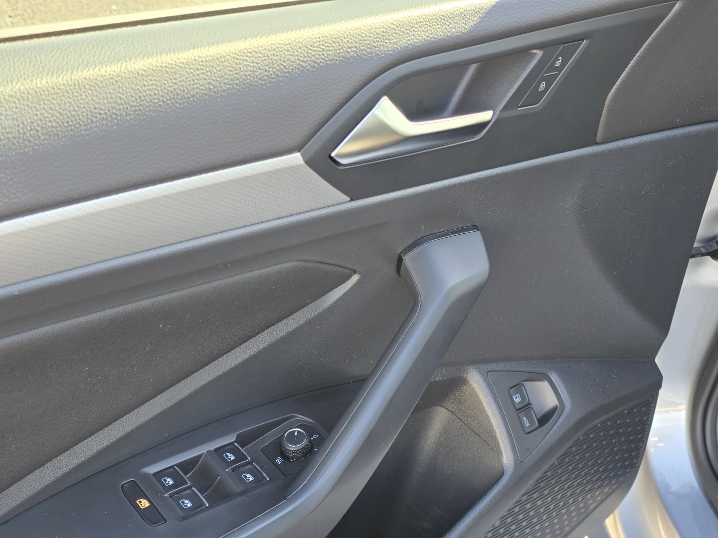 Used 2023 Volkswagen Jetta Sport image 33