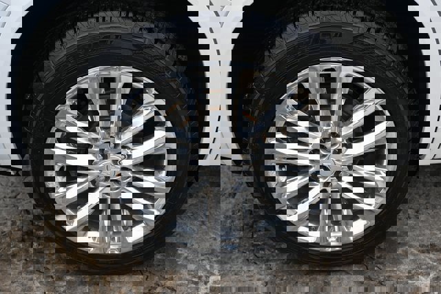 Used 2020 Cadillac XT6 Premium Luxury image 12