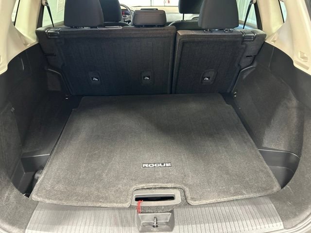 Used 2023 Nissan Rogue SV AWD/4WD image 21