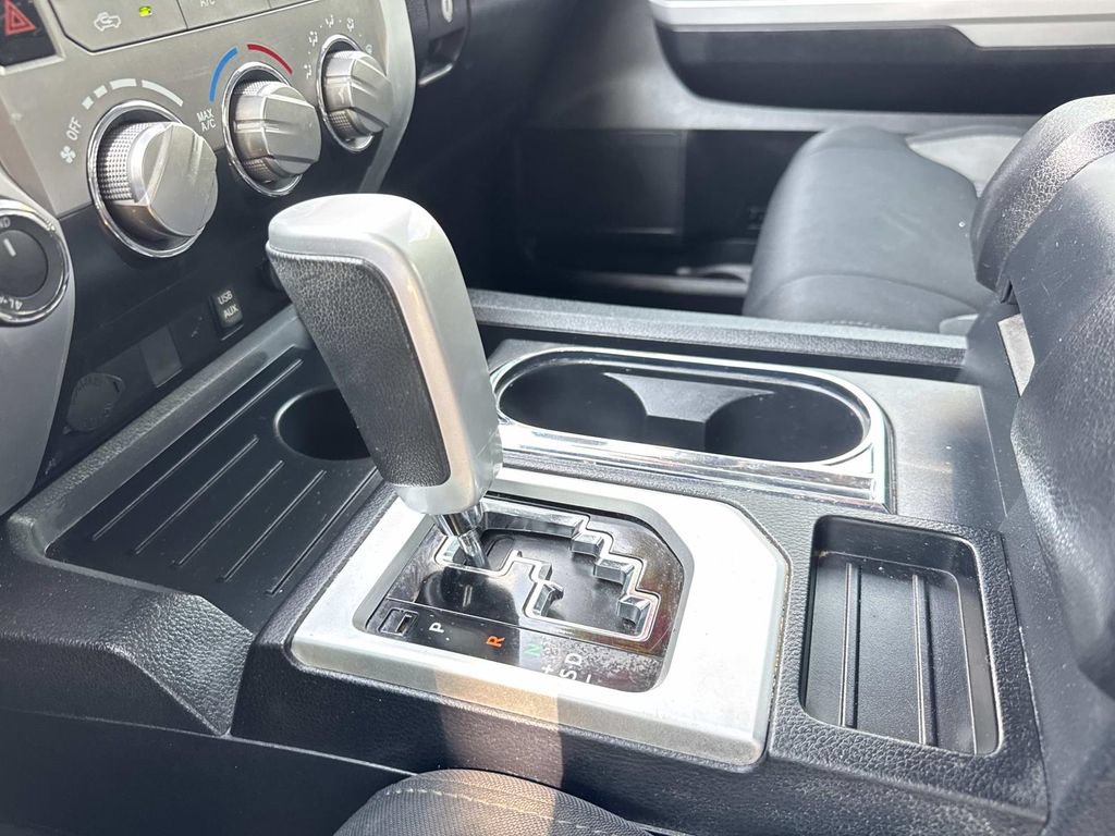 Used 2019 Toyota Tundra SR5 w/ SR5 Upgrade Package AWD/4WD image 26