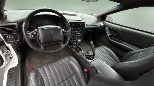 Used 2002 Chevrolet Camaro Z28 w/ SS Performance/Appearance Pkg image 16