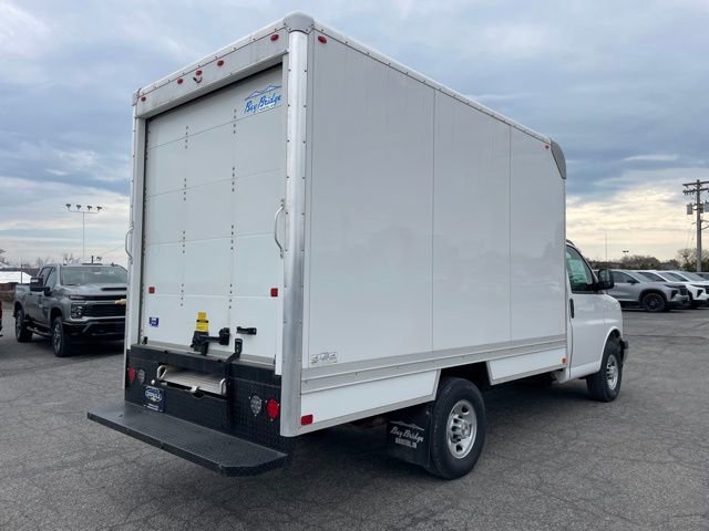 New 2025 Chevrolet Express 3500 w/ Power Convenience Package image 16
