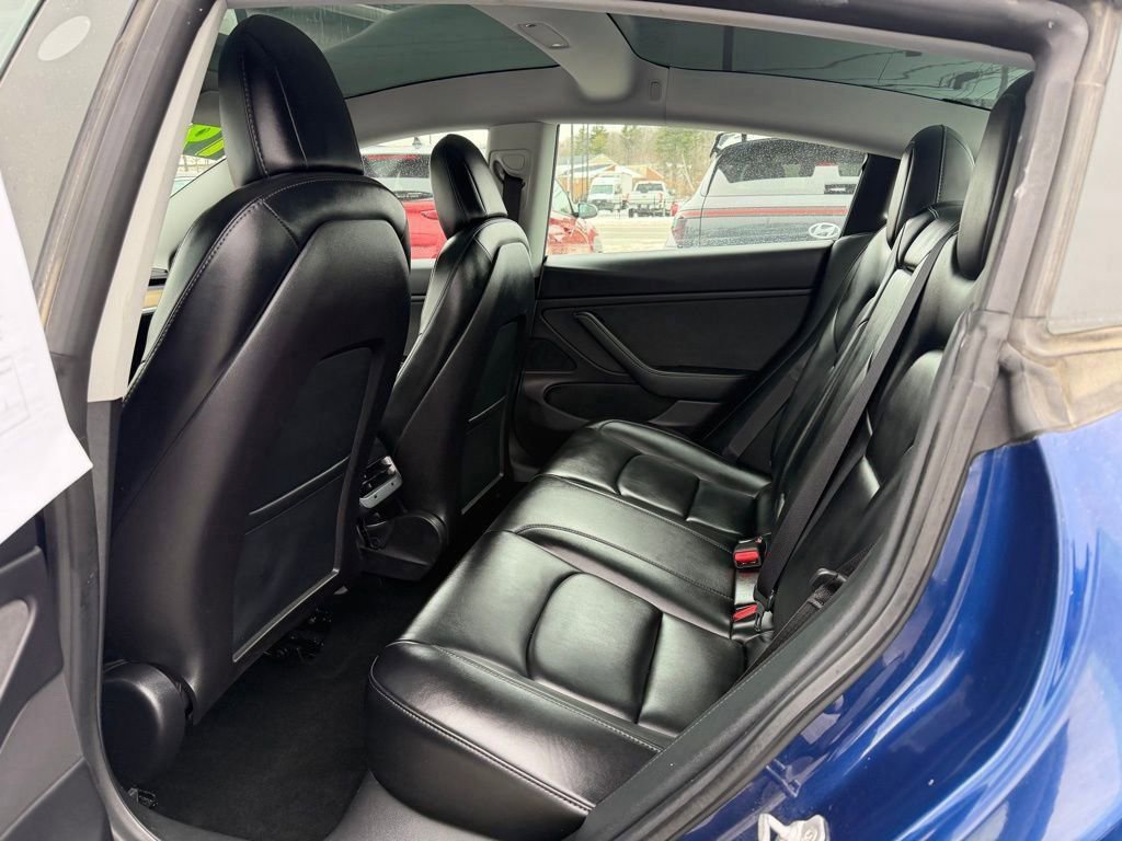 Used 2019 Tesla Model 3 Standard Range Plus image 15