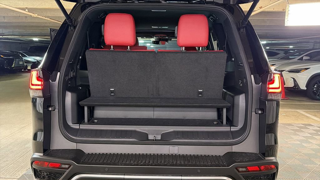 New 2026 Lexus LX 700h F Sport image 8