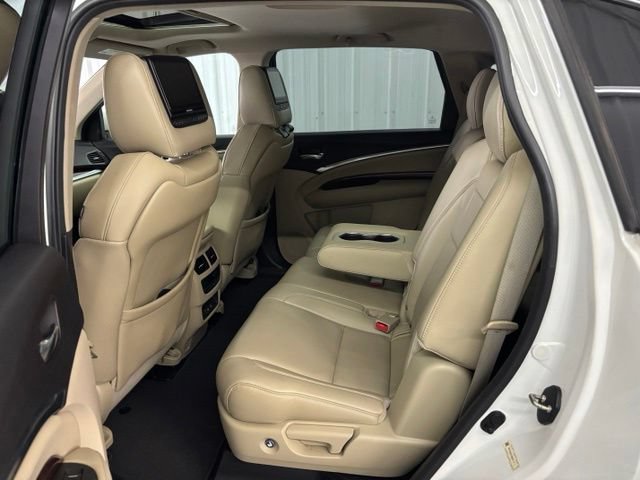 Certified 2017 Acura MDX w/ Technology Package FWD image 12