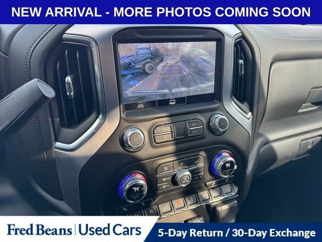 Used 2021 GMC Sierra 1500 Elevation w/ Preferred Package image 13