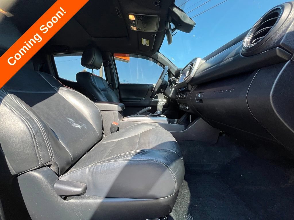 Used 2023 Toyota Tacoma Limited w/ Nightshade Package AWD/4WD image 39