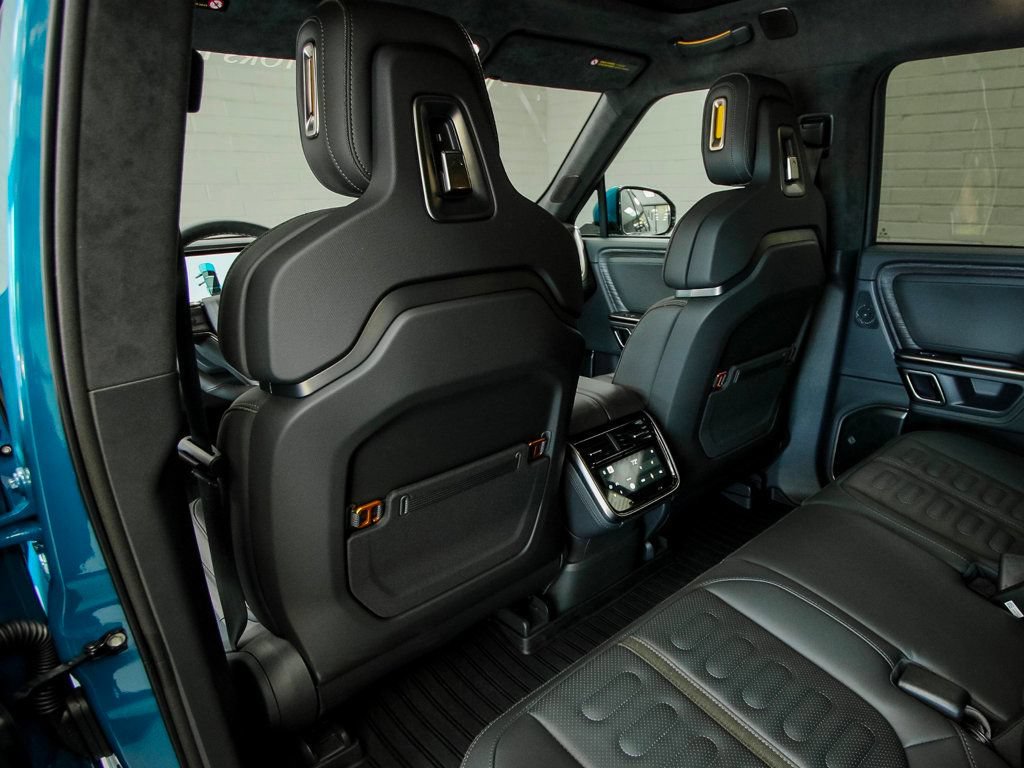 Used 2023 Rivian R1S Adventure AWD/4WD image 22
