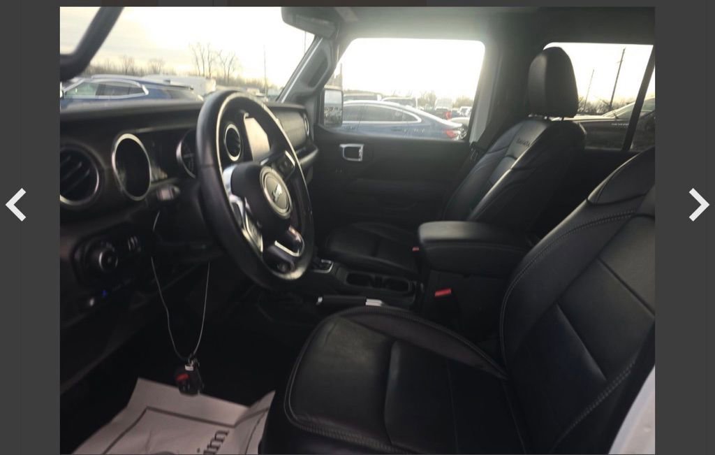 Used 2023 Jeep Wrangler Unlimited Sahara w/ Cold Weather Group AWD/4WD image 19