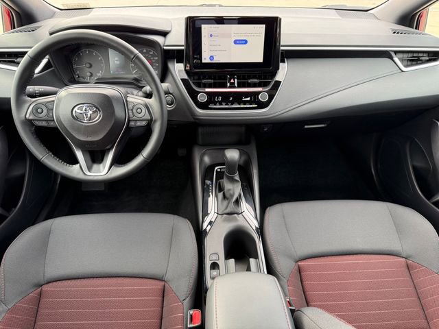 Used 2025 Toyota Corolla SE image 24